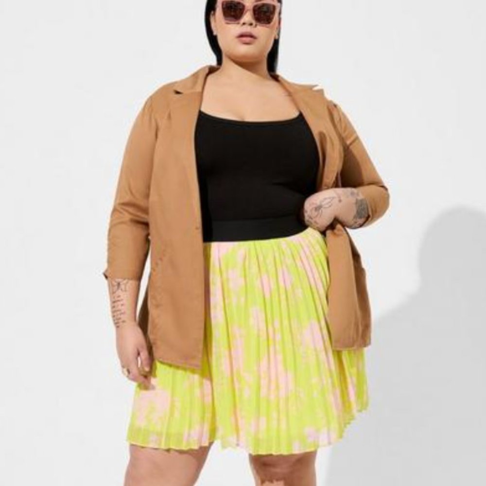 torrid Chiffon Pleated Mini Skirt NWT